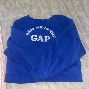 Gap purple crewneck sweatshirt